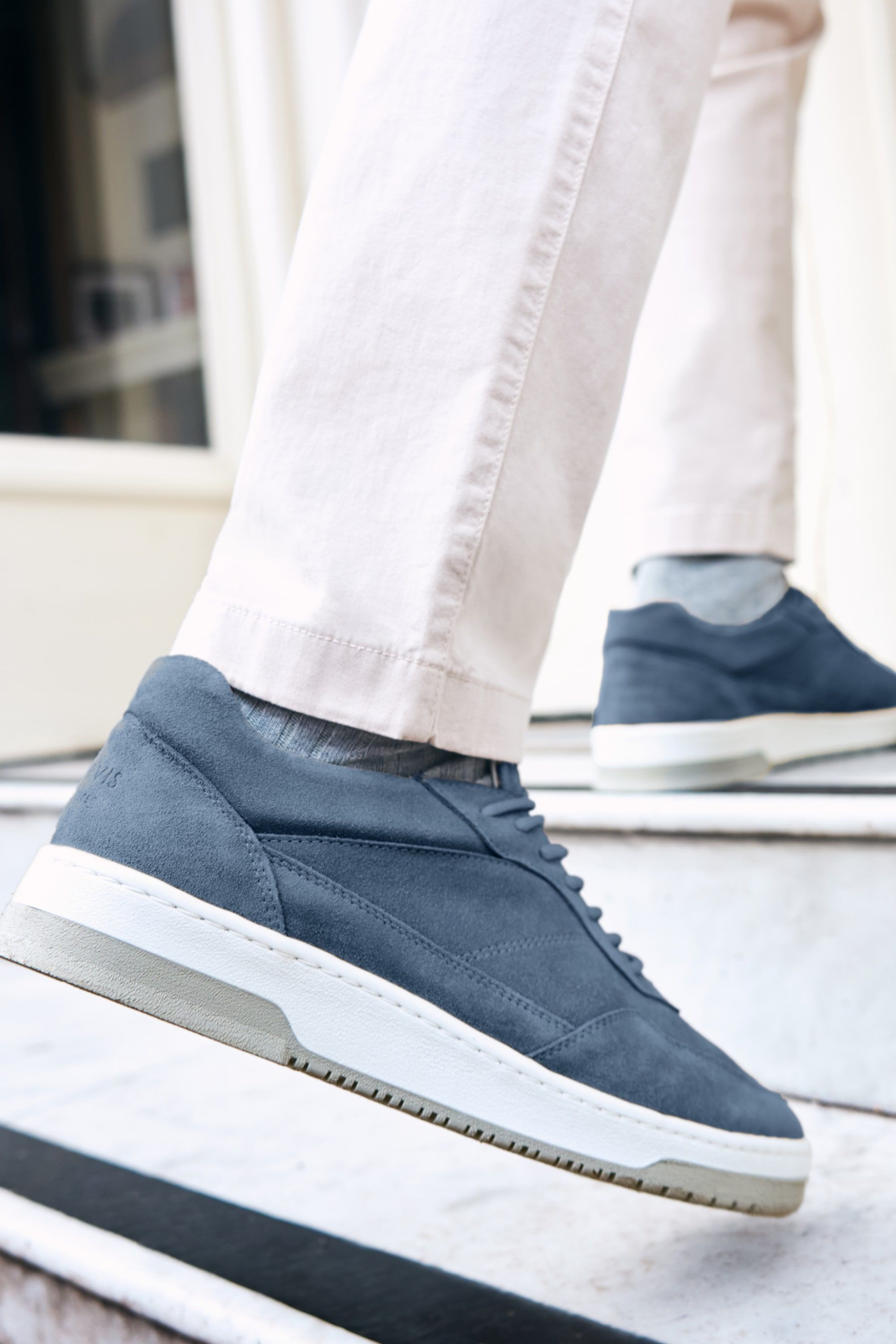 Mavericks * The Suede Sneakers