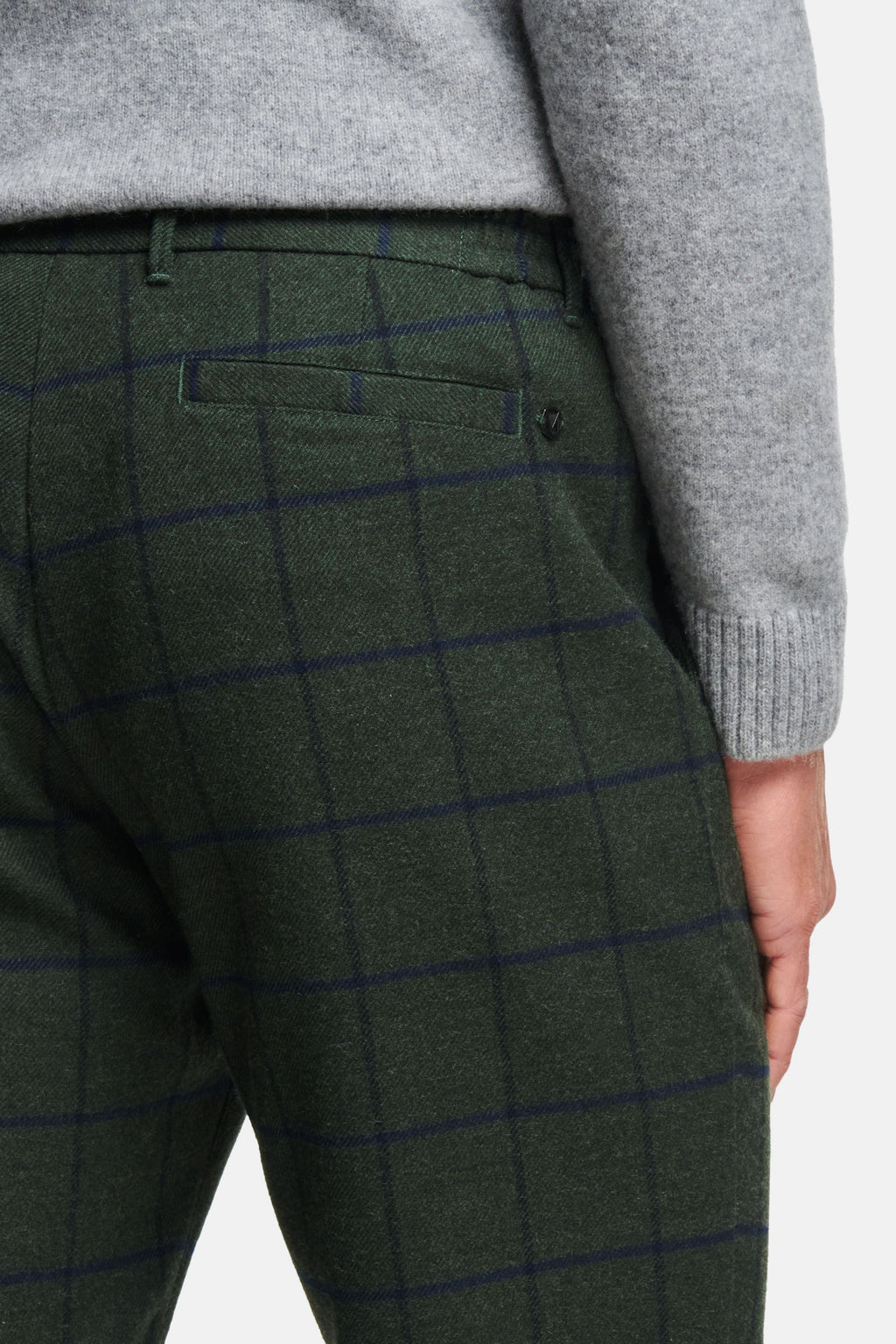 Holmes * The Flannels