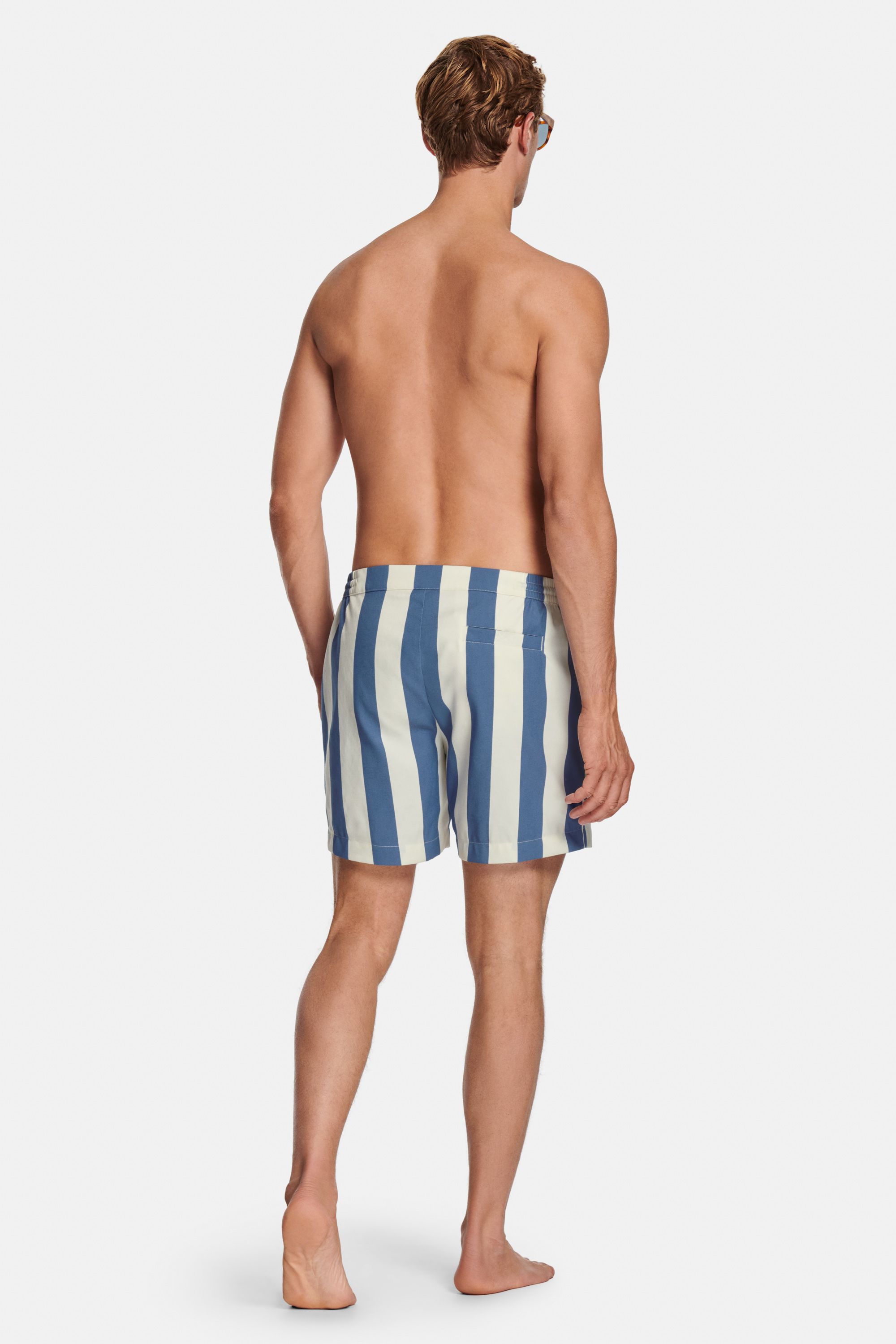 Wakes * The Big Stripes Swims
