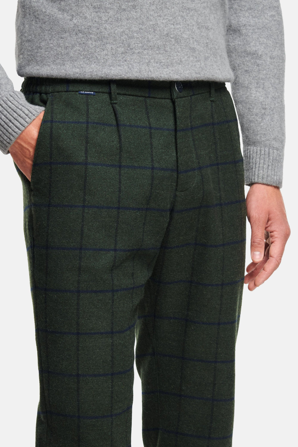 Holmes * The Flannels