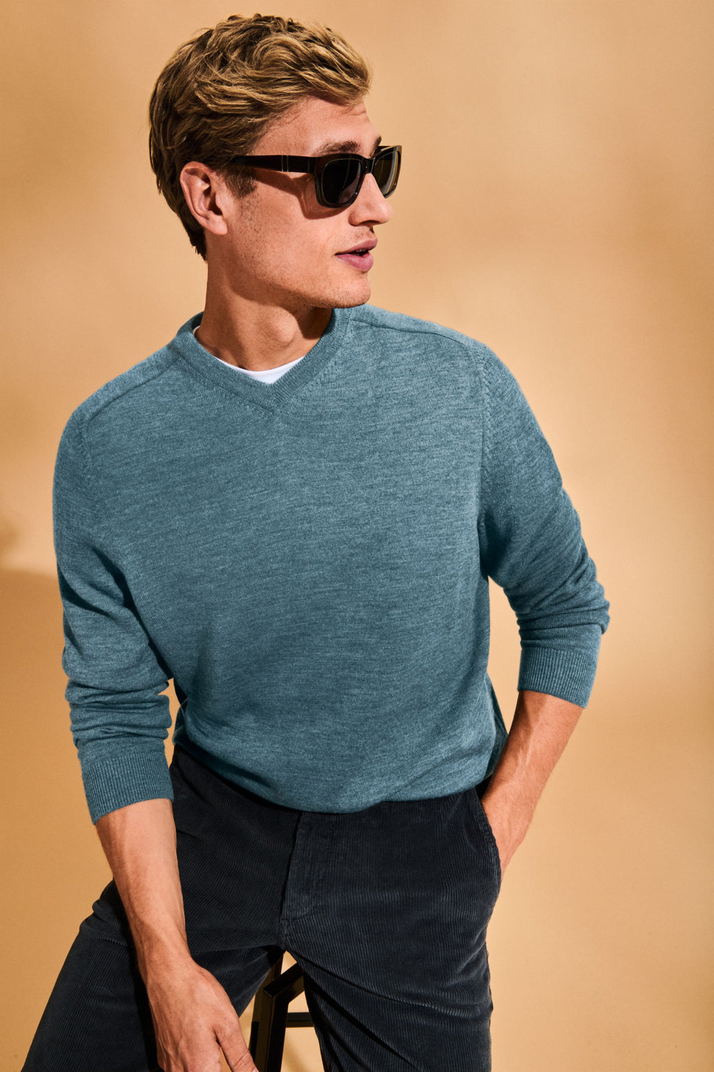 Astons * The Merino V-neck
