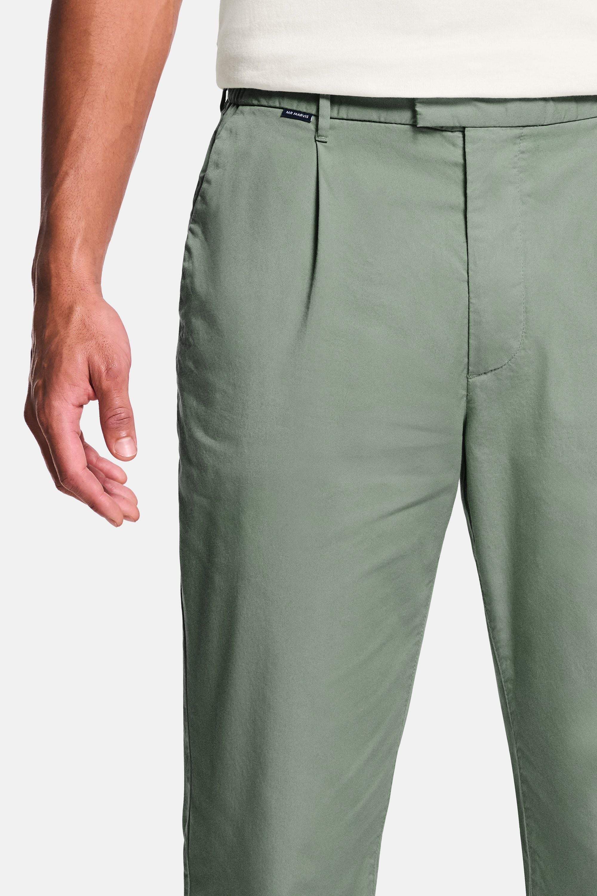 Defenders * The Classic Chinos